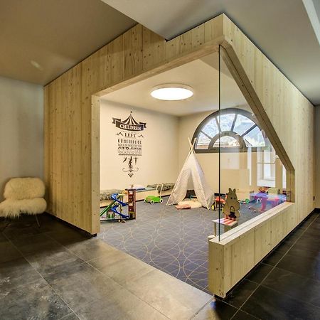 Thedrus Luxury Apt, Swimming Pool, Spa & More Шамони Екстериор снимка
